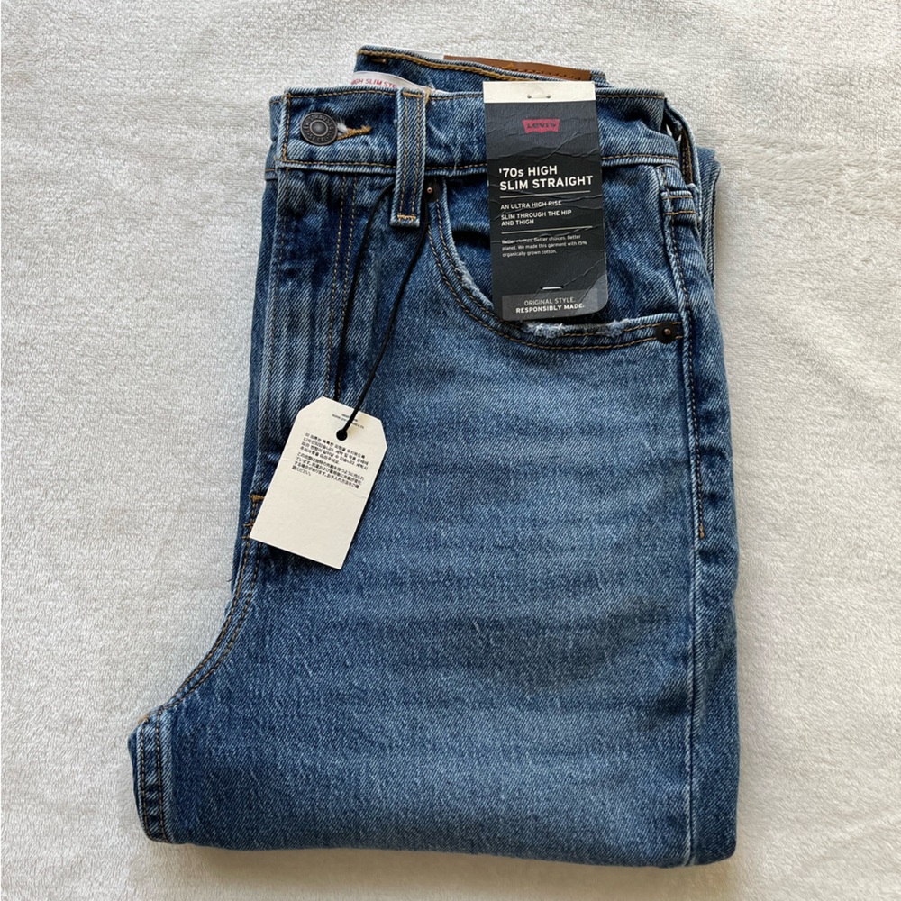 Levi’s 70’s High Slim Straight